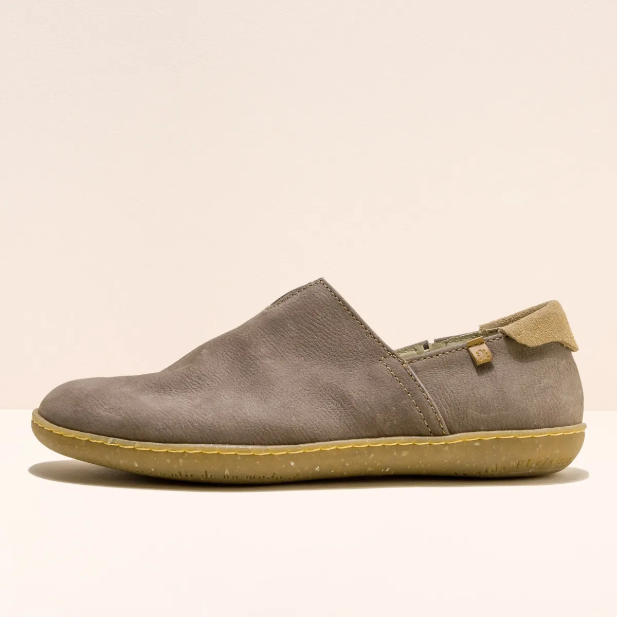 Chaussures confort en cuir naturel et semelles recyclées - Gris