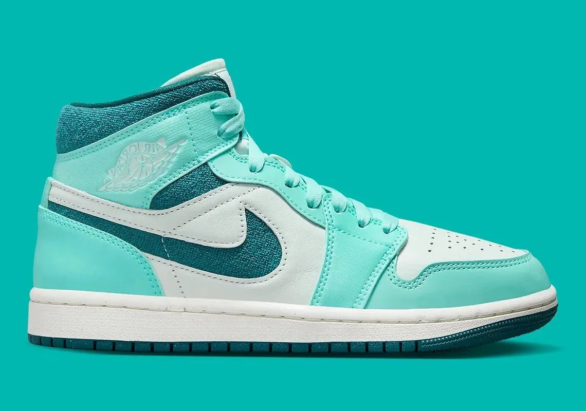 Jordan 1 Mid Chenille Bleached Turquoise