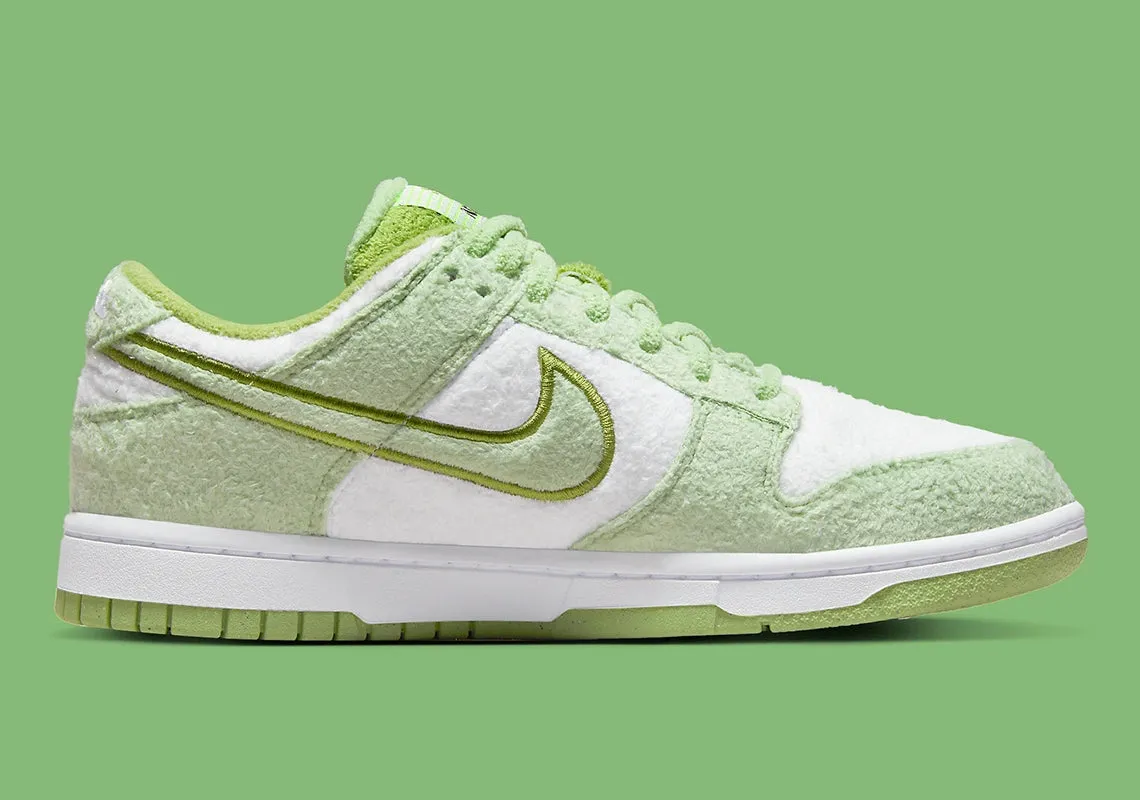 Nike Dunk Low SE Fleece Pack Honeydew